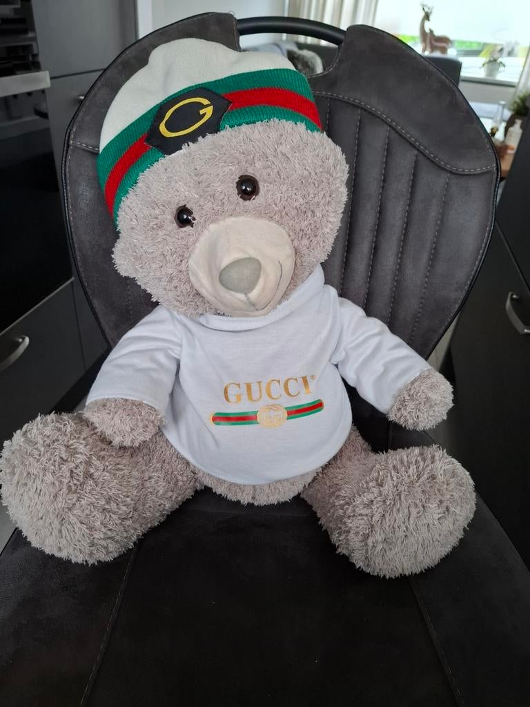 Grote knuffelbeer met Gucci-stijl outfit - 40 cm, Beer, Grijs, Ophalen of Verzenden, Zo goed als nieuw