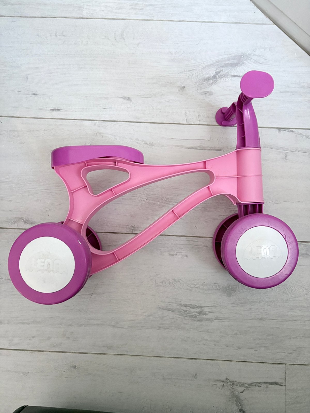 Roze loopfietsje vanaf 1 jaar., Kinderen en Baby's, Ophalen, Zo goed als nieuw, Loopfiets