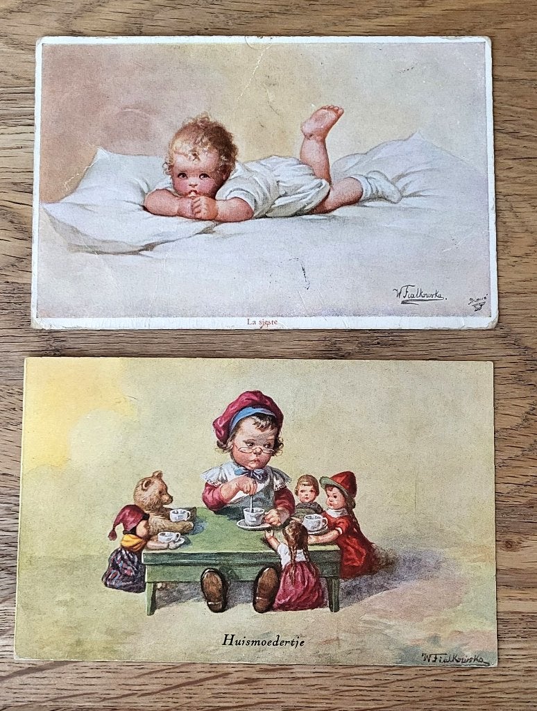2x ansichtkaart kinderen W Fialkowska, Ophalen of Verzenden, 1920 tot 1940, Gelopen, Kinderen