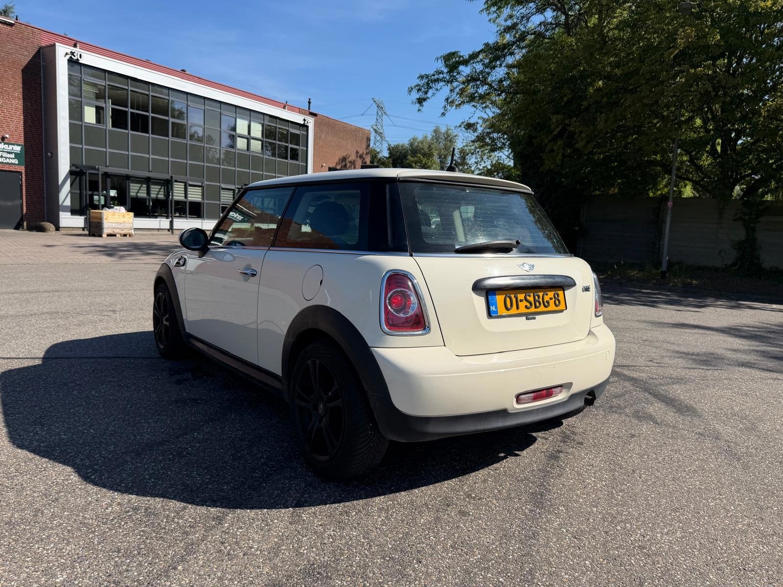 Mini 3-Deurs 1.6 One MINIMALIST Business Line* Dealer Onderh, Auto's, Mini, Voorwielaandrijving, 4 stoelen, Wit, Origineel Nederlands