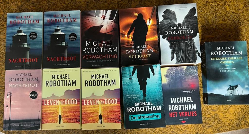t.k.11x Michael Robotham thriller €9 per 6 titels, Ophalen, Zo goed als nieuw
