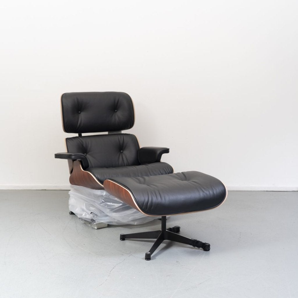 Vitra Lounge Chair Nero Leer/Palissander XL + Hocker, Huis en Inrichting, Fauteuils, Niet ingevuld, Nieuw, Niet ingevuld, Niet ingevuld