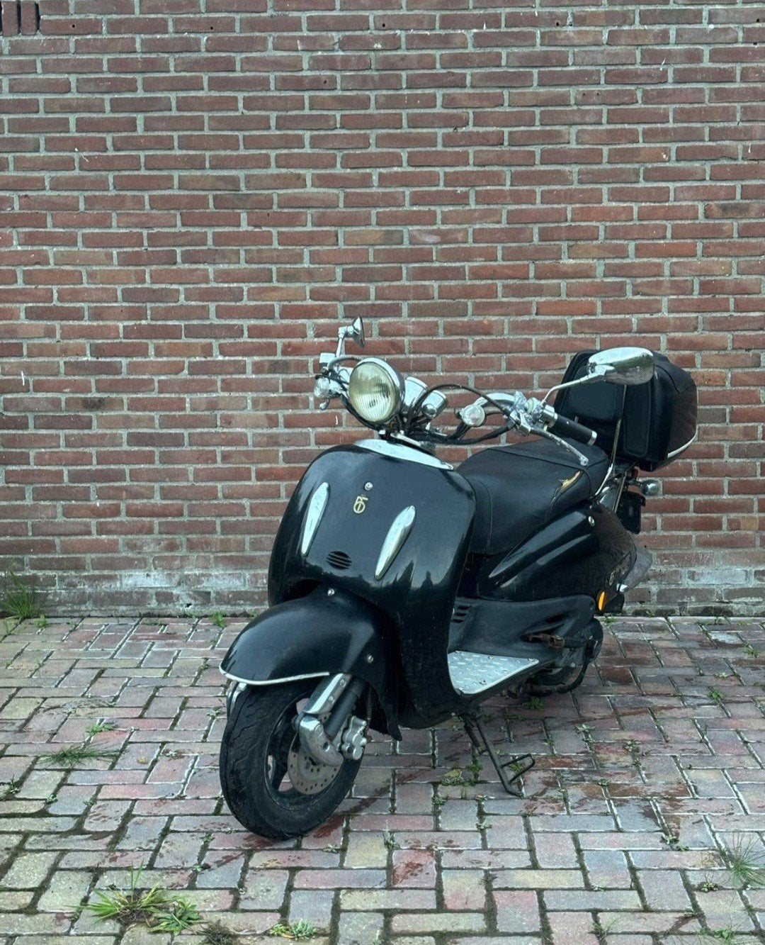 ZNEN Grande Retro Scooter met Topkoffer, Maximaal 45 km/u, Benzine, 50 cc, Ophalen