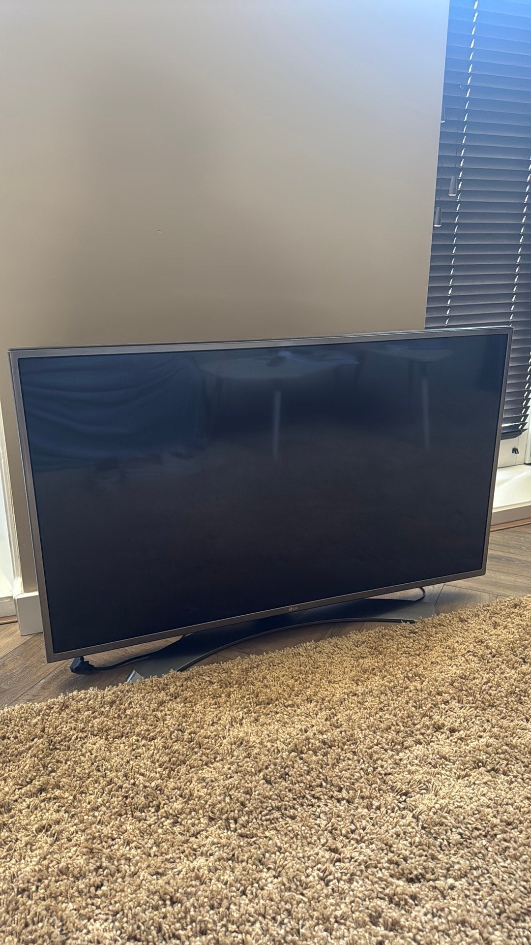 LG tv 42 inch 4k, 50 Hz, Ophalen of Verzenden, Zo goed als nieuw, 100 cm of meer
