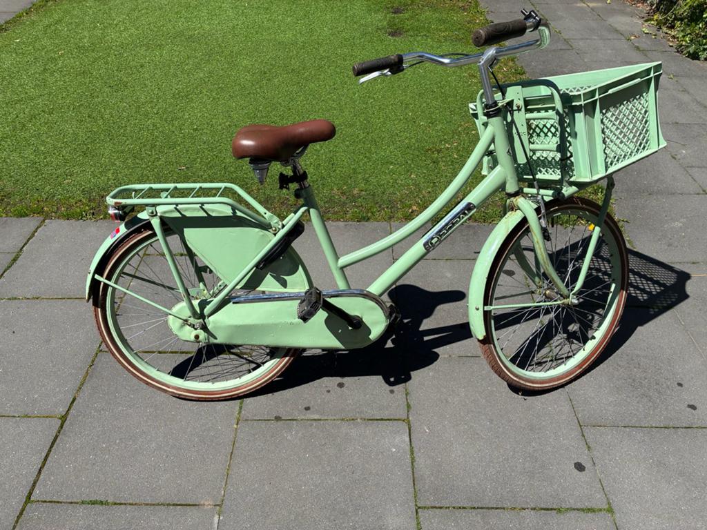 24 inch meisjesfiets - Stuurlager moet vervangen worden, Fietsen en Brommers, Fietsen | Meisjes, Verzenden, Gebruikt, Terugtraprem