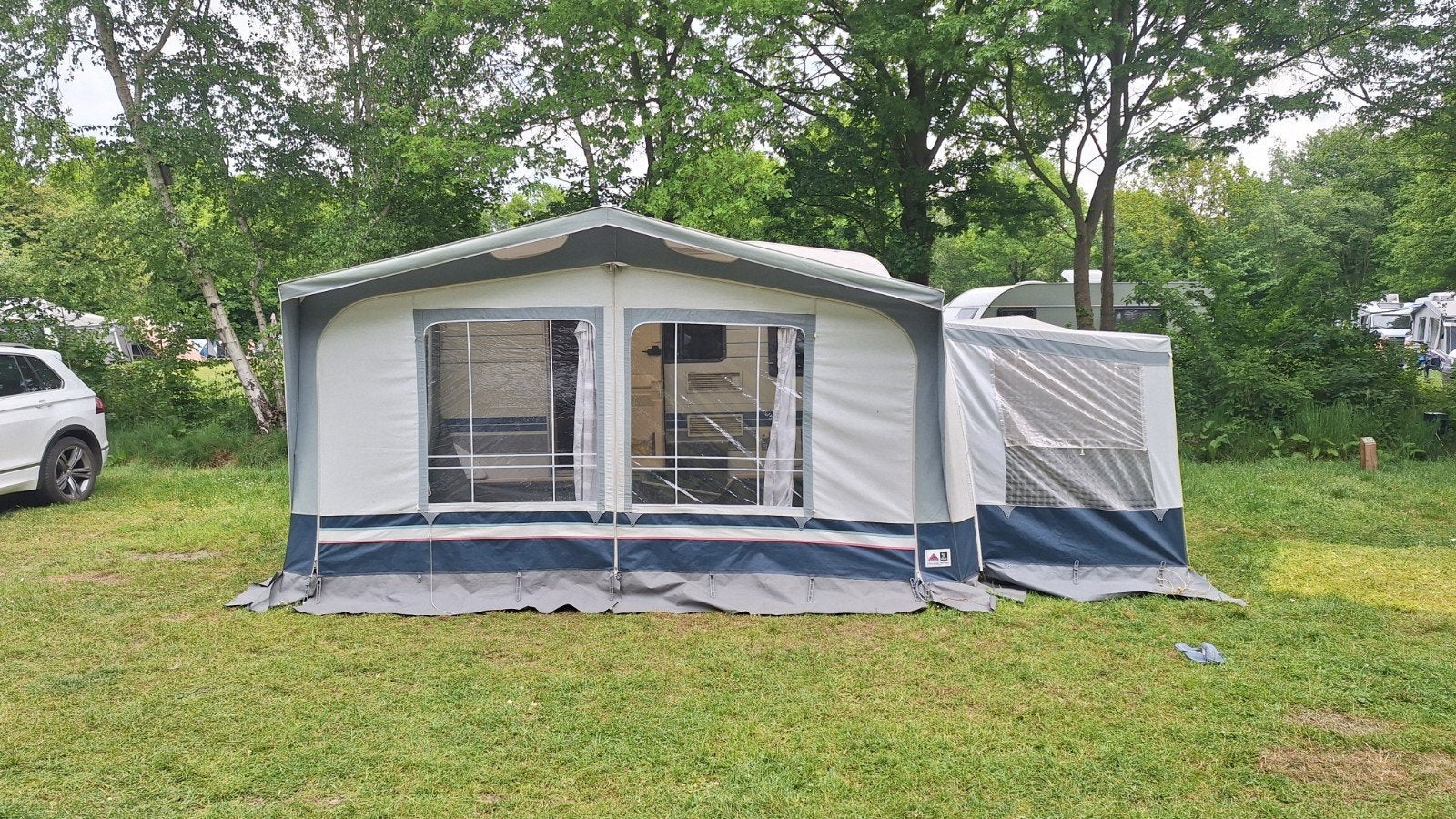 Voortent, omloop maat +/- 825 cm, Ophalen