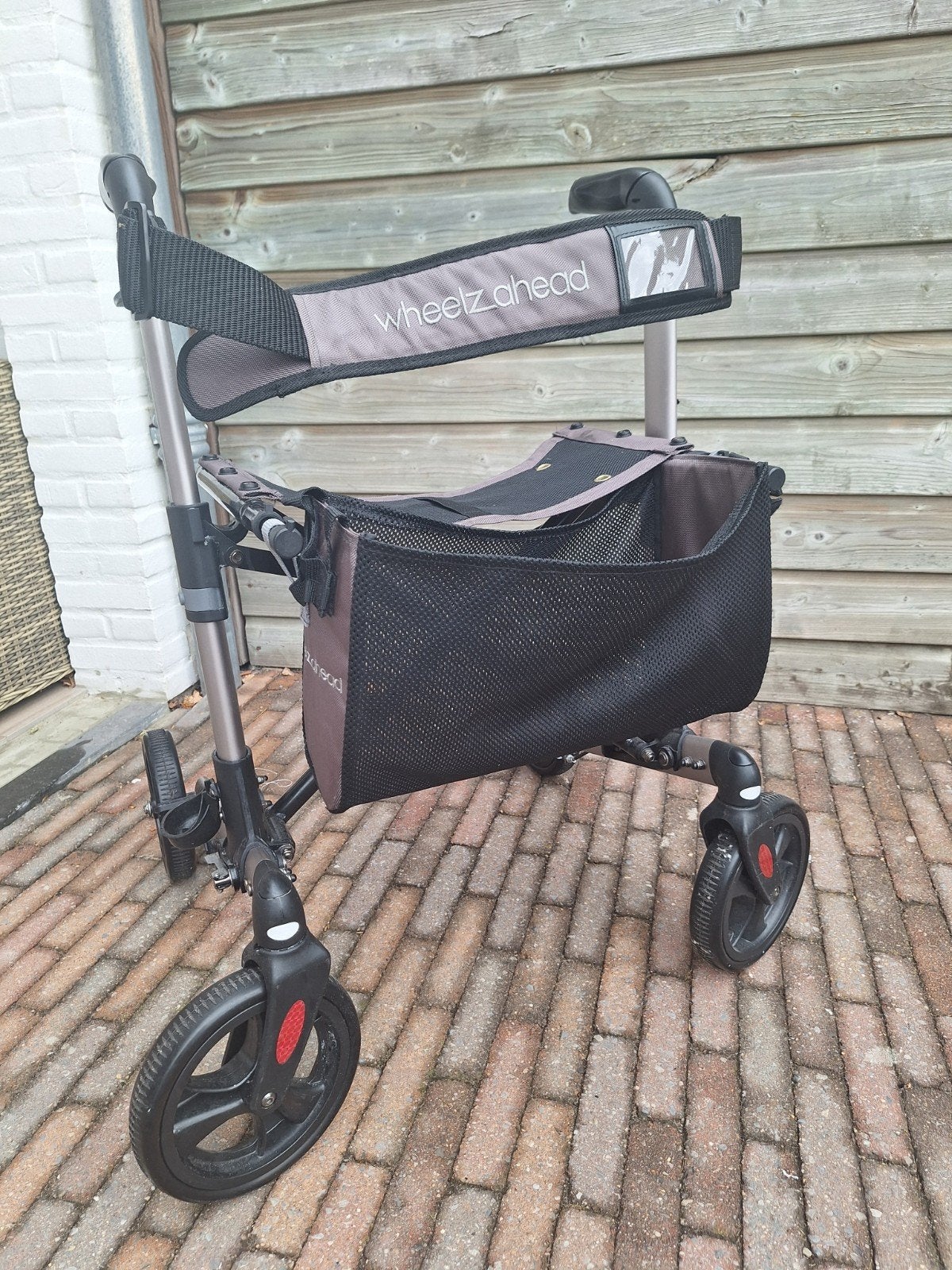 Rolator Wheelzahead zwart grijs, Diversen, Looprekken, Ophalen, Zo goed als nieuw