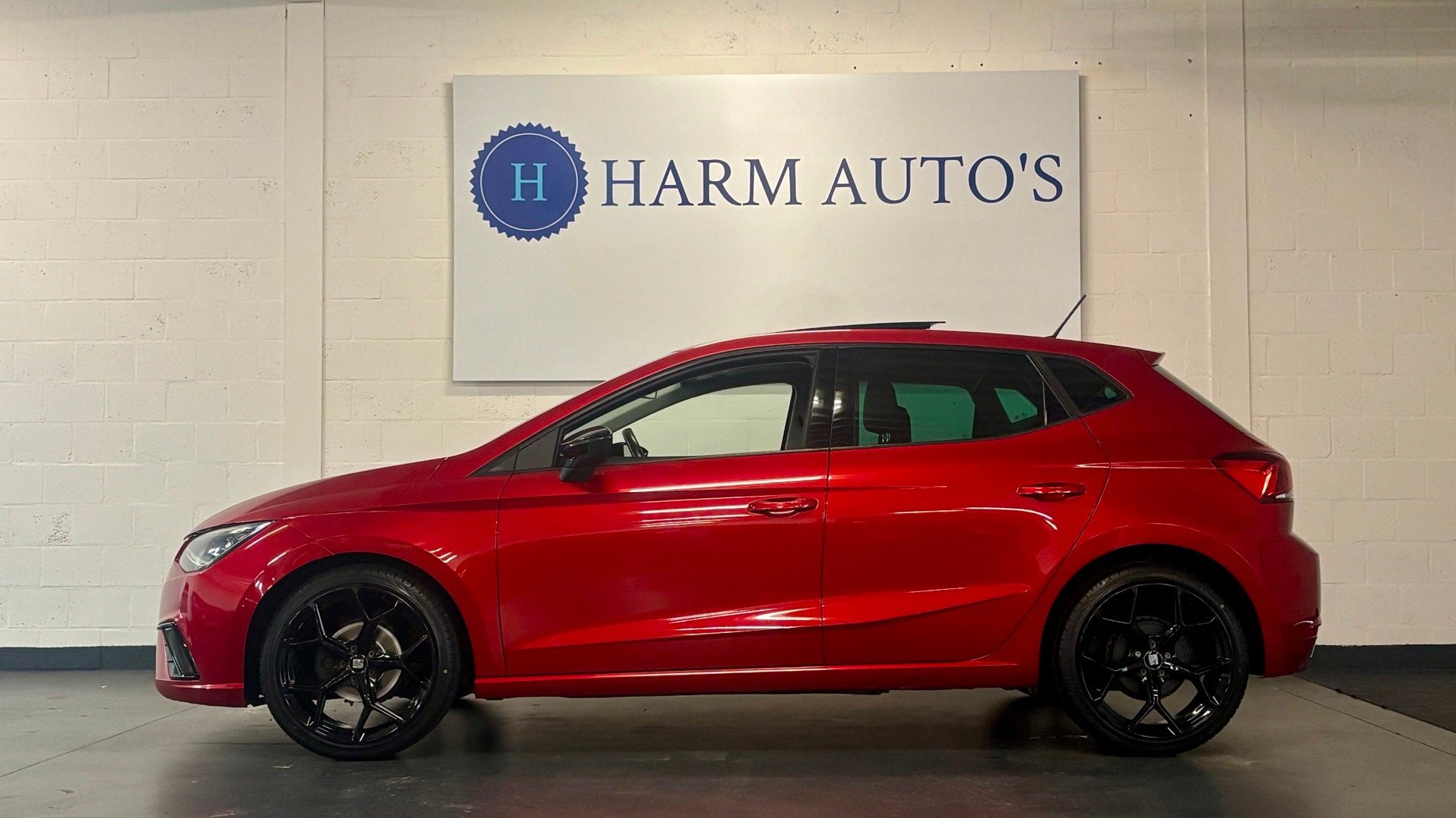 SEAT Ibiza 1.0 TSI FR Pano / Navi / Alcantara / LED / PDC /, Gebruikt, Zwart, 95 pk, Ibiza