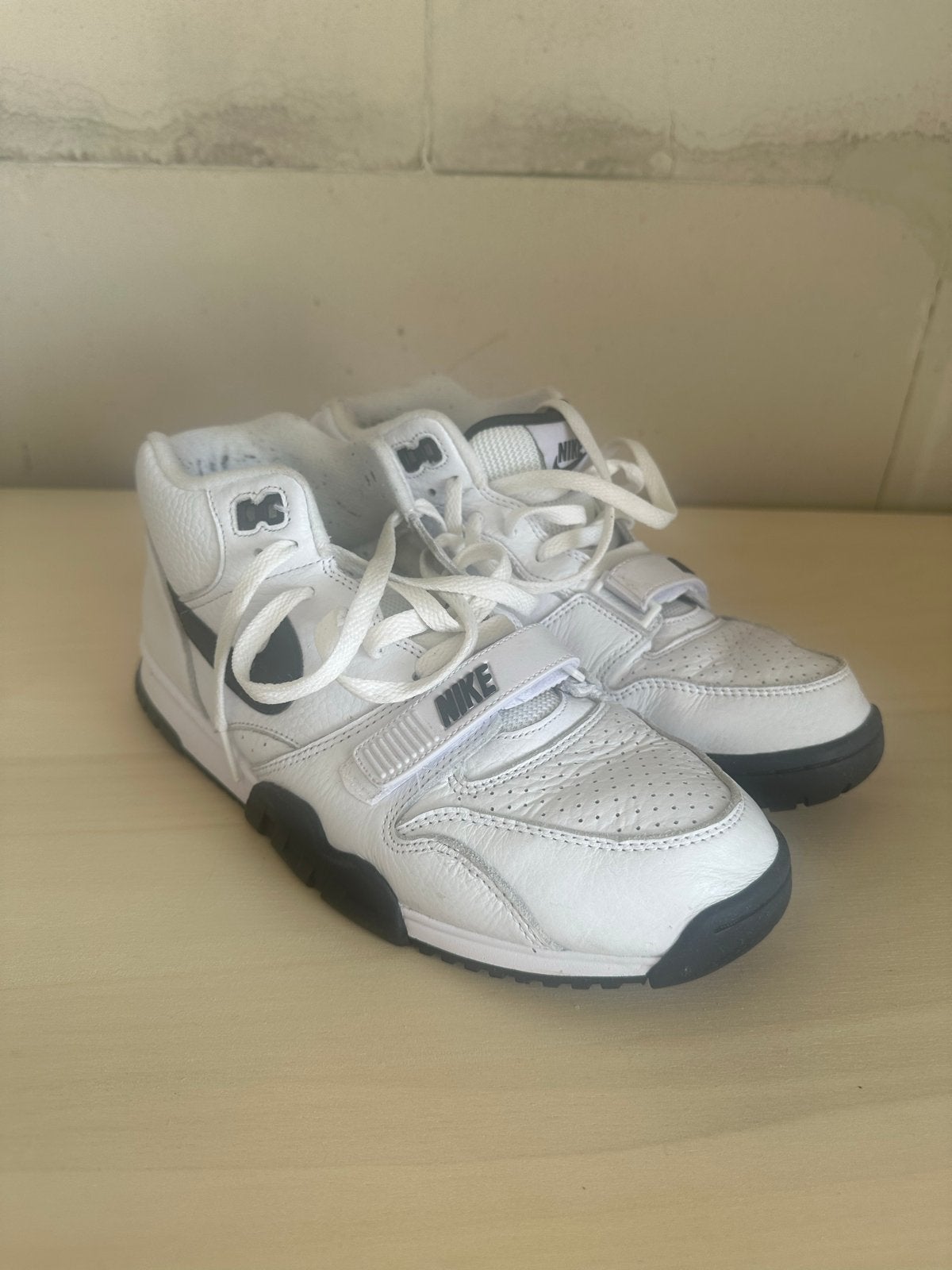 Nike Air Trainer 1 - Maat 44,5, Ophalen, Nieuw, Wit, Sneakers of Gympen