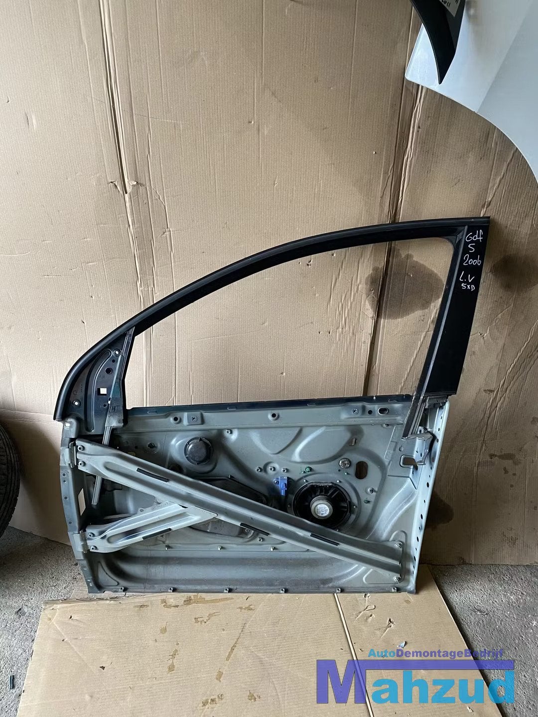 VW GOLF 5 Groen LC5F Links linker voor deur portier, Gebruikt, Volkswagen AG, Voor, Berliner Ring 2
38440  Wolfsburg, DE