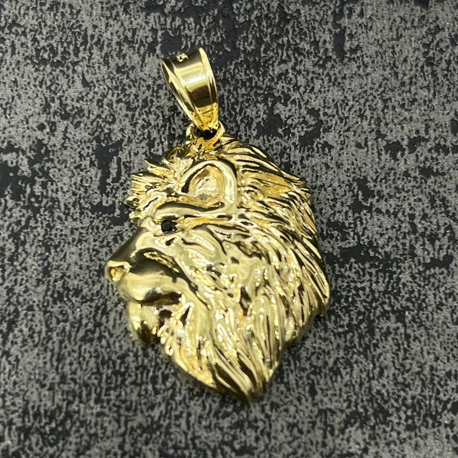 14k gouden hanger leeuw kop model, Ophalen of Verzenden, Zo goed als nieuw, Goud, Kruis of Symbool