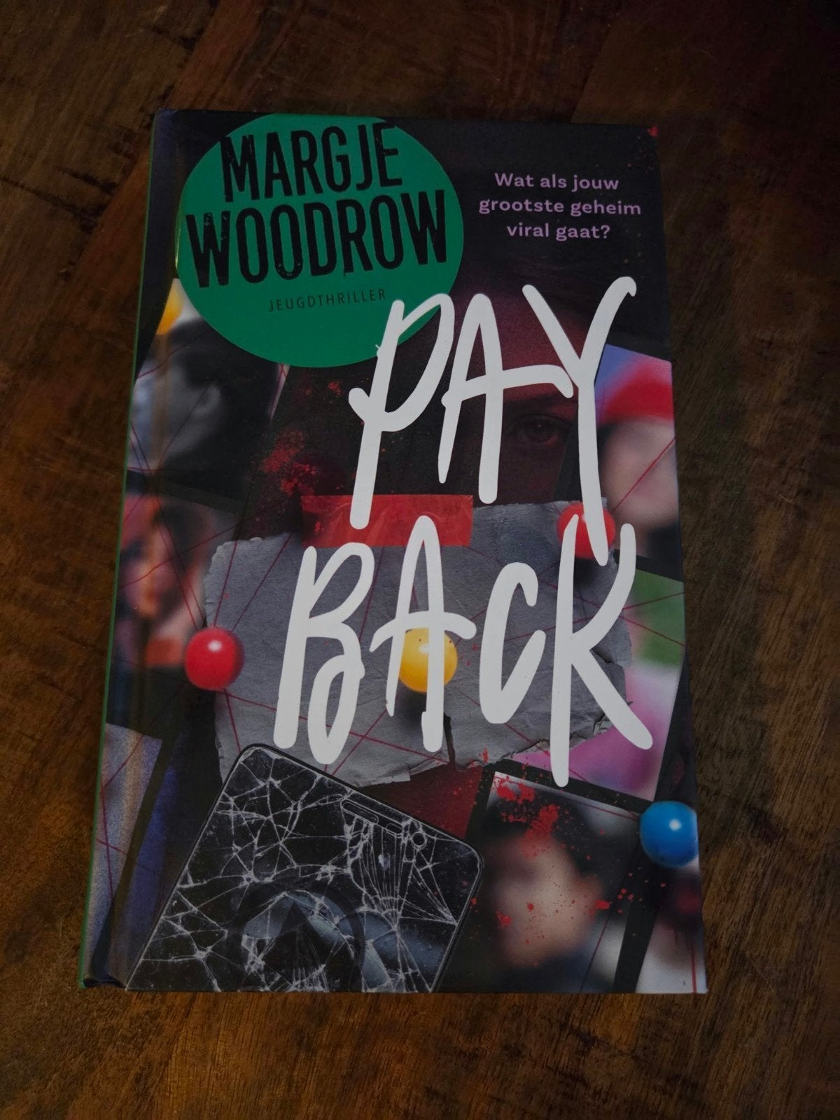 Payback - Margje Woodrow (Jeugdthriller), Ophalen of Verzenden, Zo goed als nieuw, Margje Woodrow, Fictie
