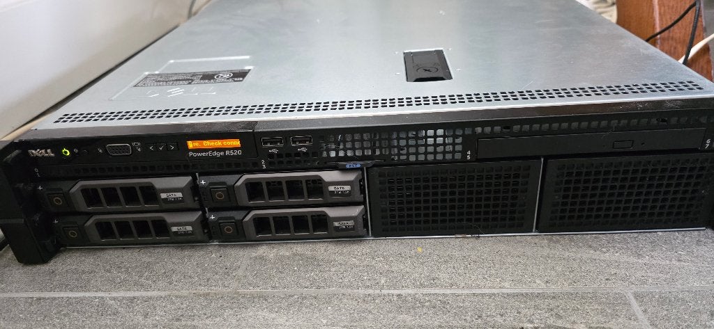 Dell PowerEdge R520 Server - 64GB RAM, 8TB HDD + 240GB SSD, Ophalen, 2 tot 3 Ghz, 64 GB, Gebruikt