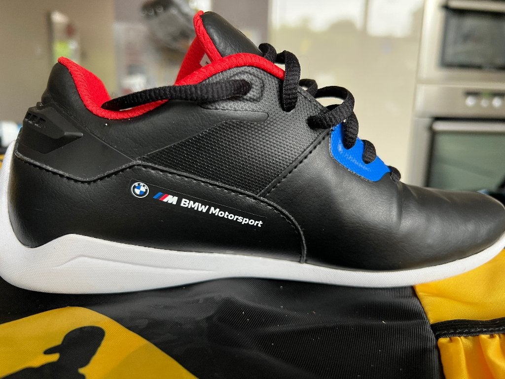 Puma BMW MMS Drift Cat Delta Black Sneakers Size 36 US 4, Puma, Zwart, Ophalen of Verzenden, Sneakers of Gympen