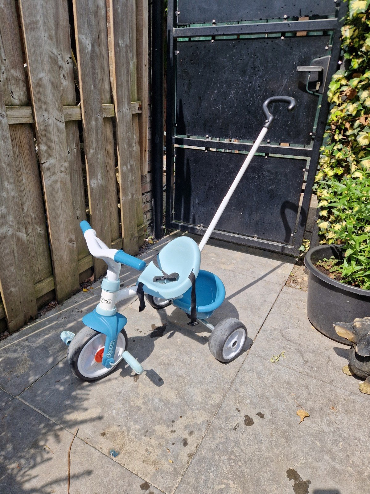 Smoby Driewieler, kleur blauw., Fietsen en Brommers, Fietsen | Driewielers, Ophalen, Zo goed als nieuw, Smoby, Duwstang