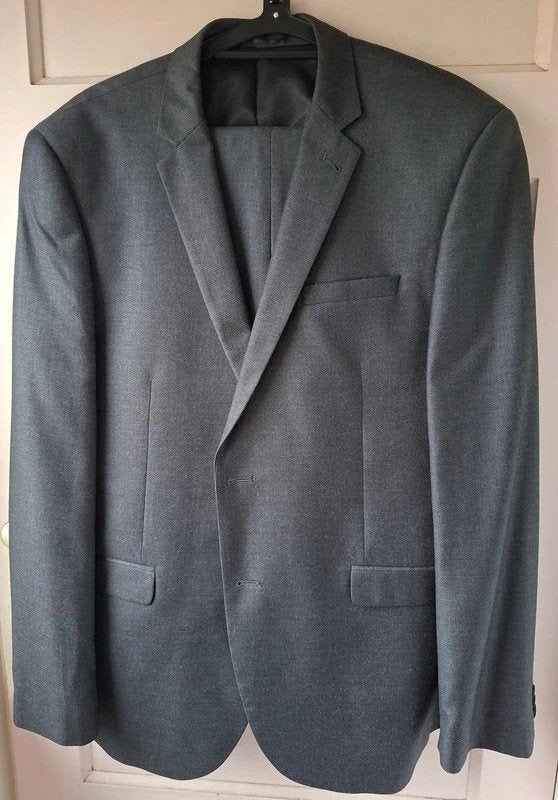 Grijs pak, maat L/XL, Kleding | Heren, Kostuums en Colberts, Maat 52/54 (L), Cedar Wood State, Ophalen of Verzenden, Zo goed als nieuw