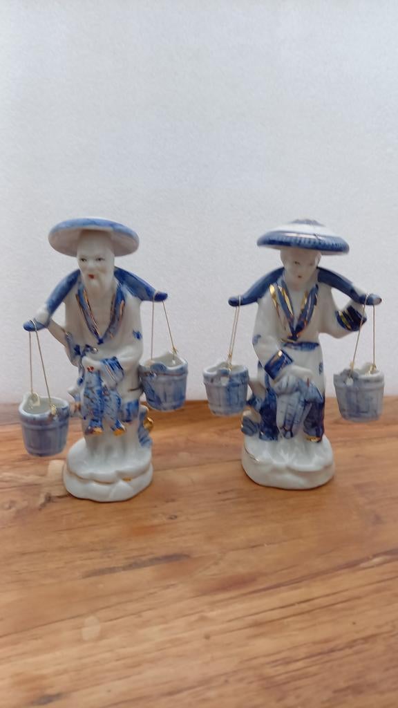 Set van 2 Chinese vissersbeeldjes, blauw-wit porselein, Ophalen of Verzenden