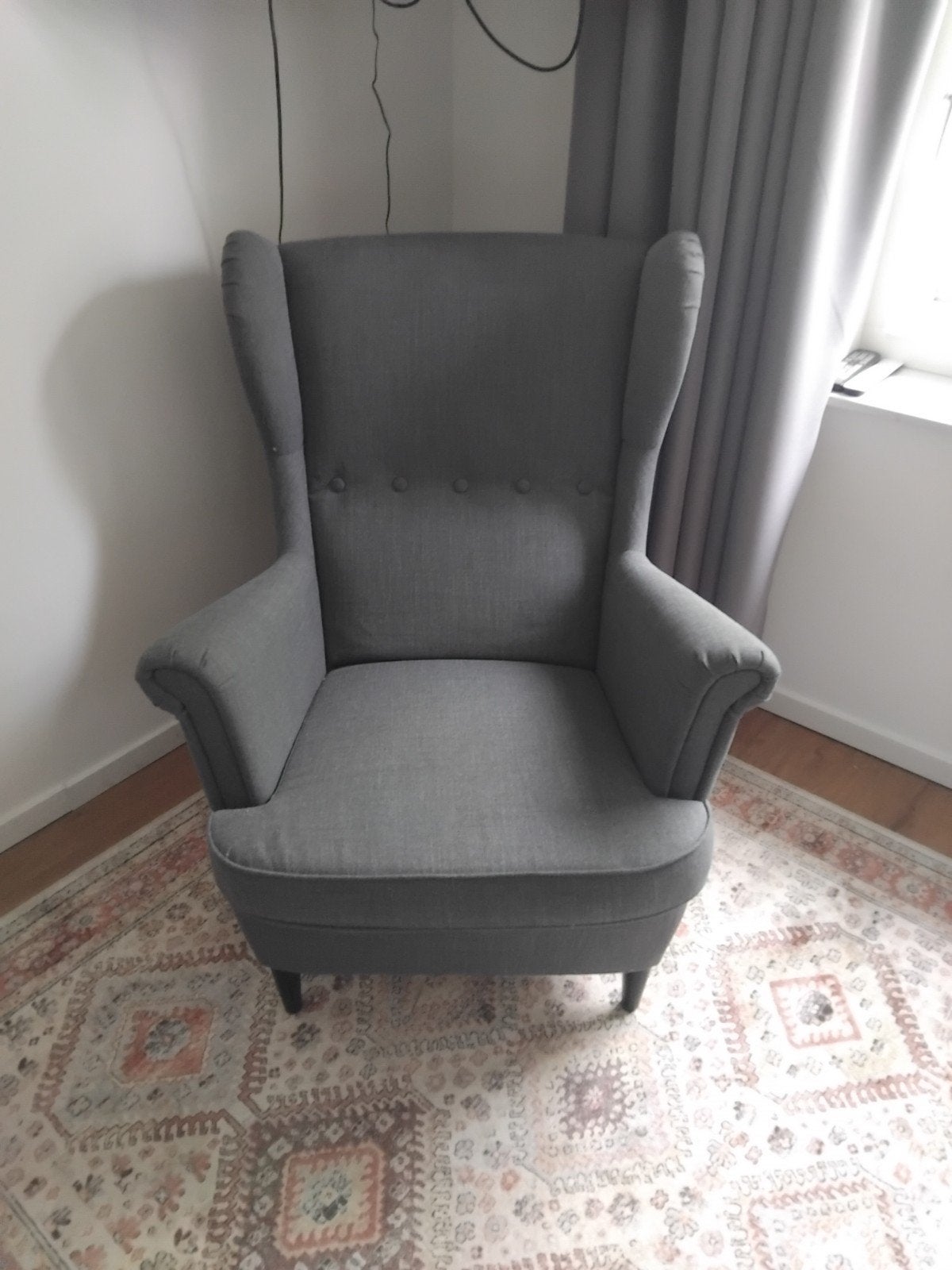 Grijze fauteuil met hoge rugleuning, Ophalen, Gebruikt, Klassiek, Comfortabel, 75 tot 100 cm