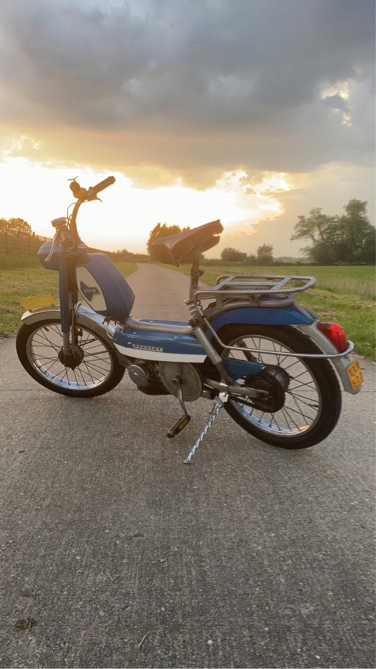 Peugeot 104 Mobylette op geldig geel kenteken, Fietsen en Brommers, Maximaal 45 km/u, 49 cc, 1 versnellingen, Ophalen