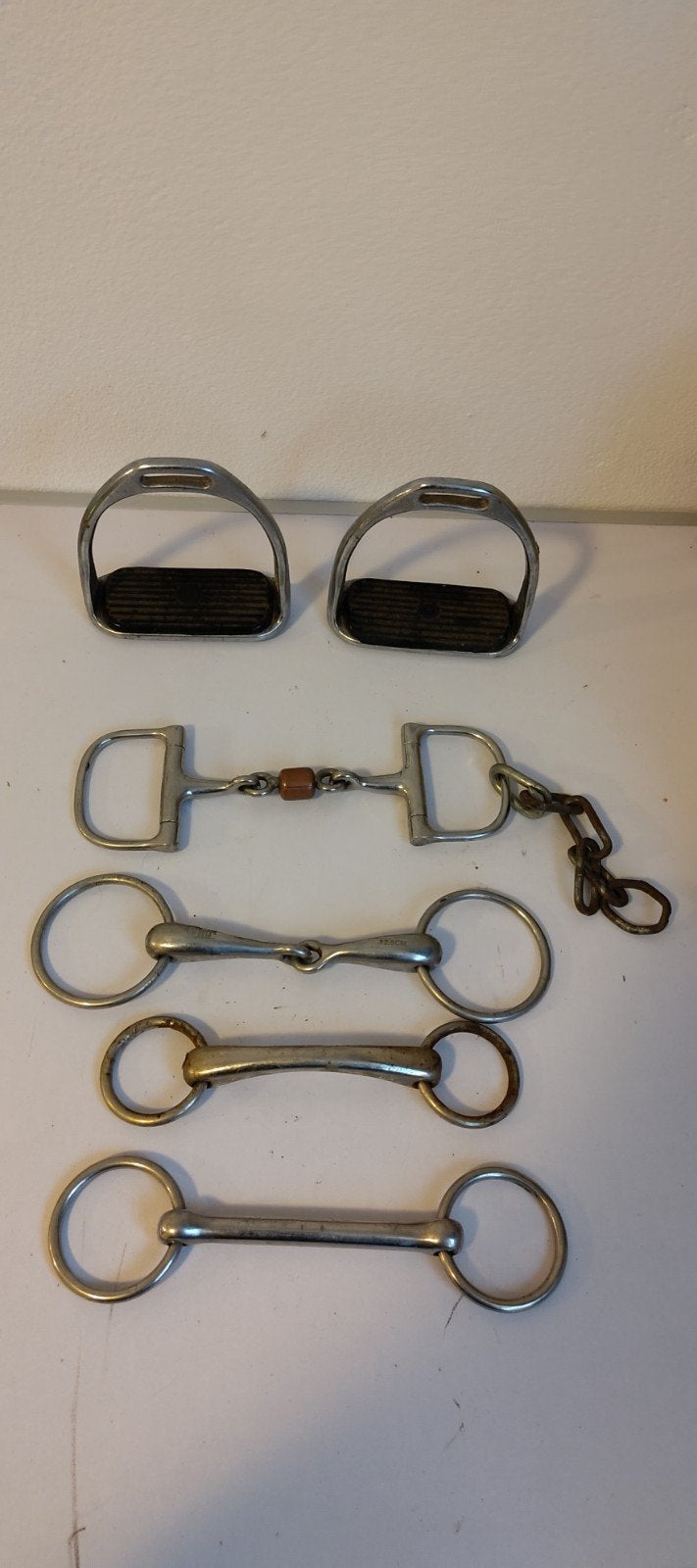 4x bitten en 1 set stijgbeugels ongebroken gebroken, Inclusief bit, Harry's Horse, Ophalen of Verzenden, Zo goed als nieuw