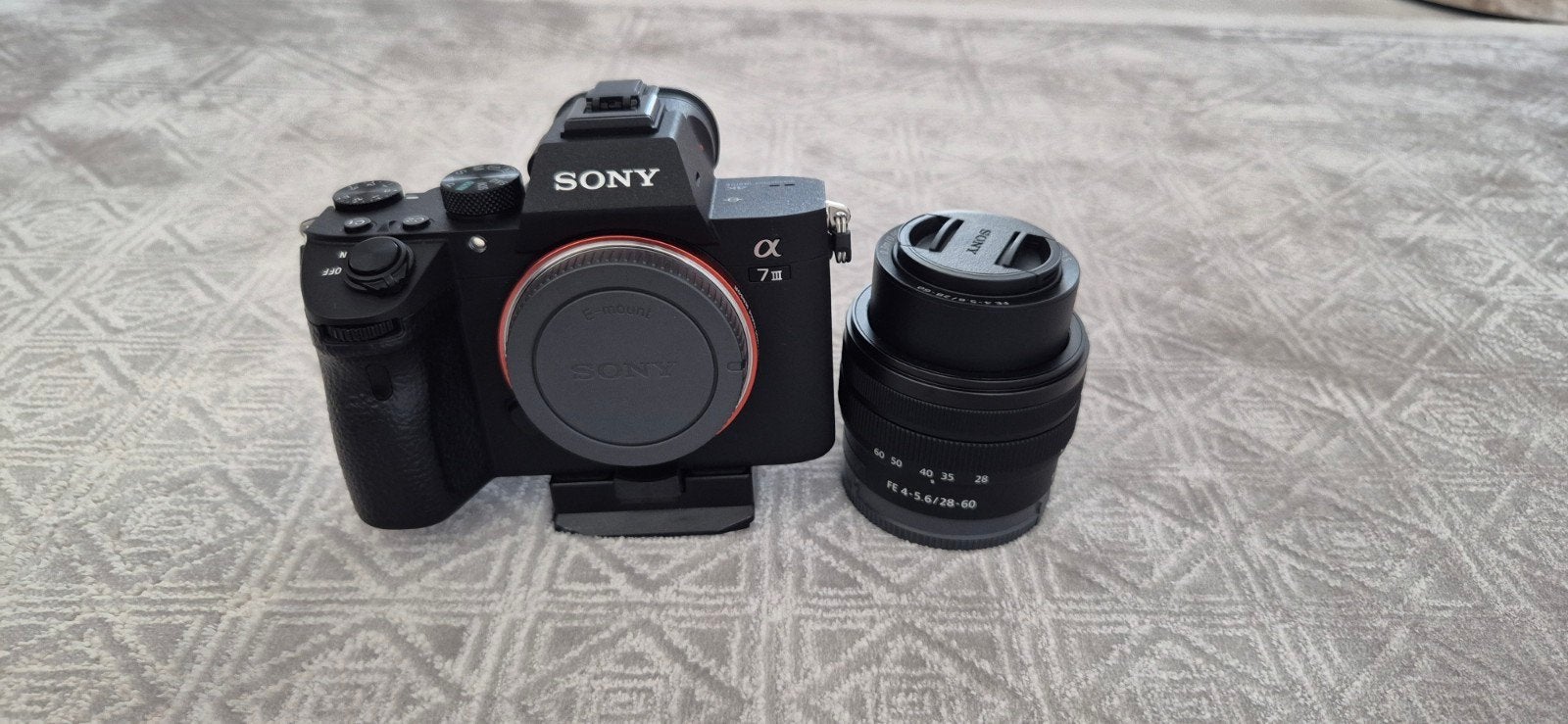 Sony A7 III + DJI RS4 stabilisator + DJI mic + Softbox, Ophalen, Zo goed als nieuw, Sony, Geen optische zoom