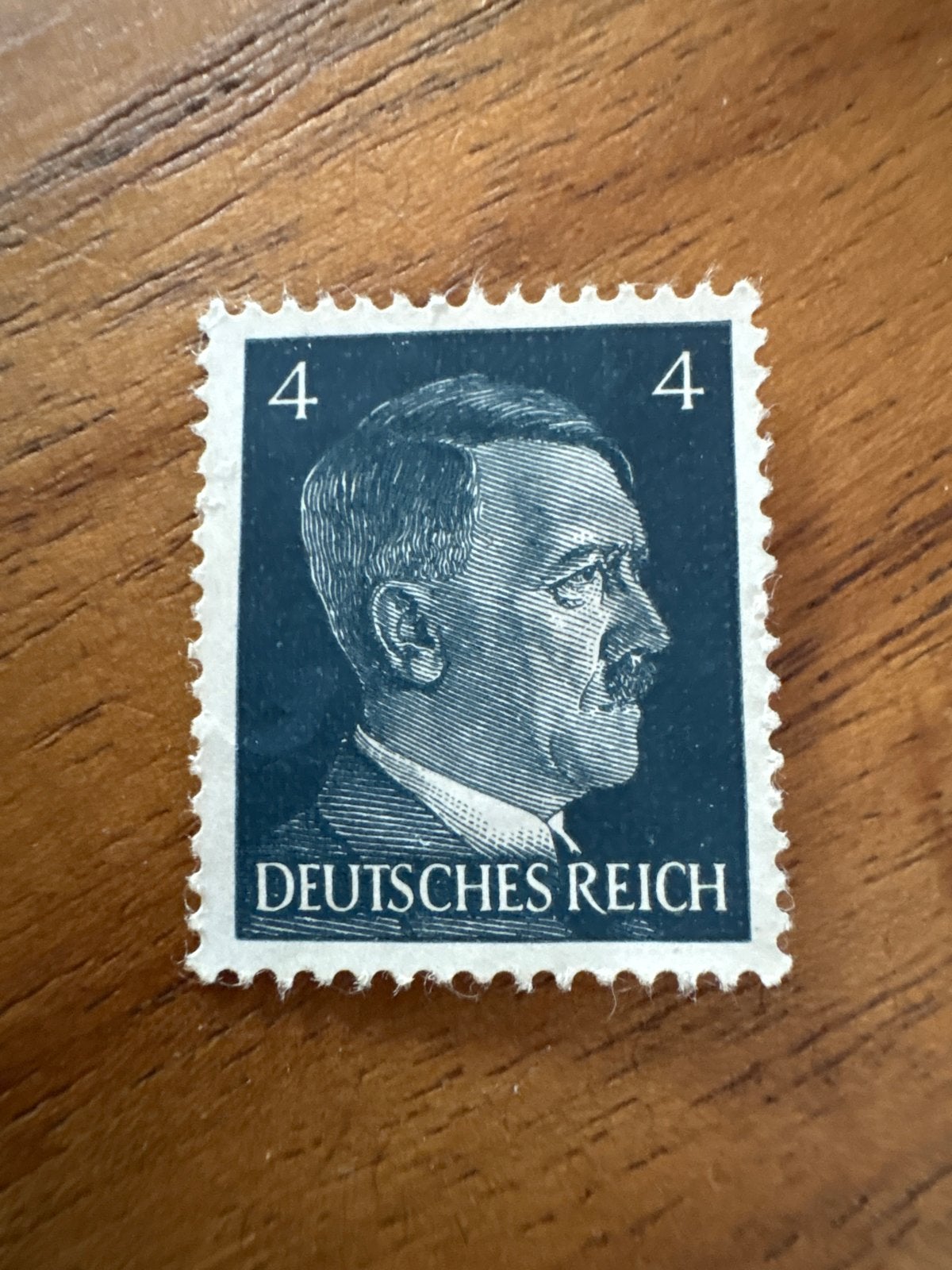Duitse postzegel met Hitler, 4 Pfennig, Deutsches Reich, Ophalen of Verzenden, Overige periodes, Gestempeld