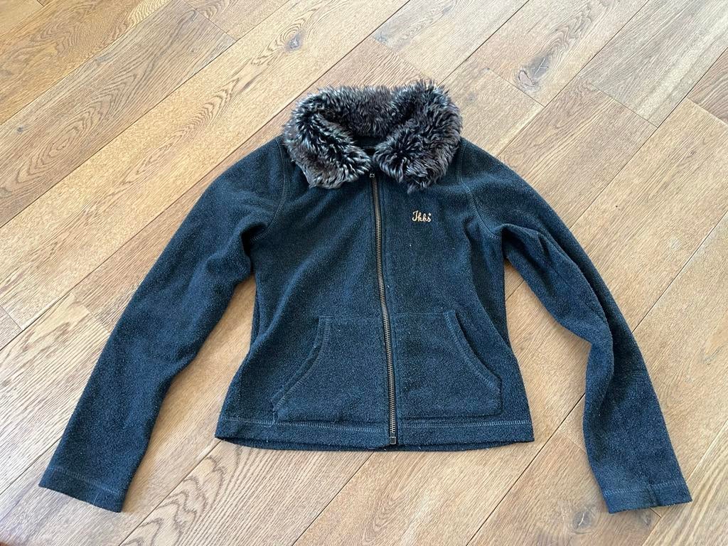IKKS Fleece Vest met Bontkraag - Donkergrijs maat 146, Ophalen of Verzenden, Gebruikt, Jongen of Meisje