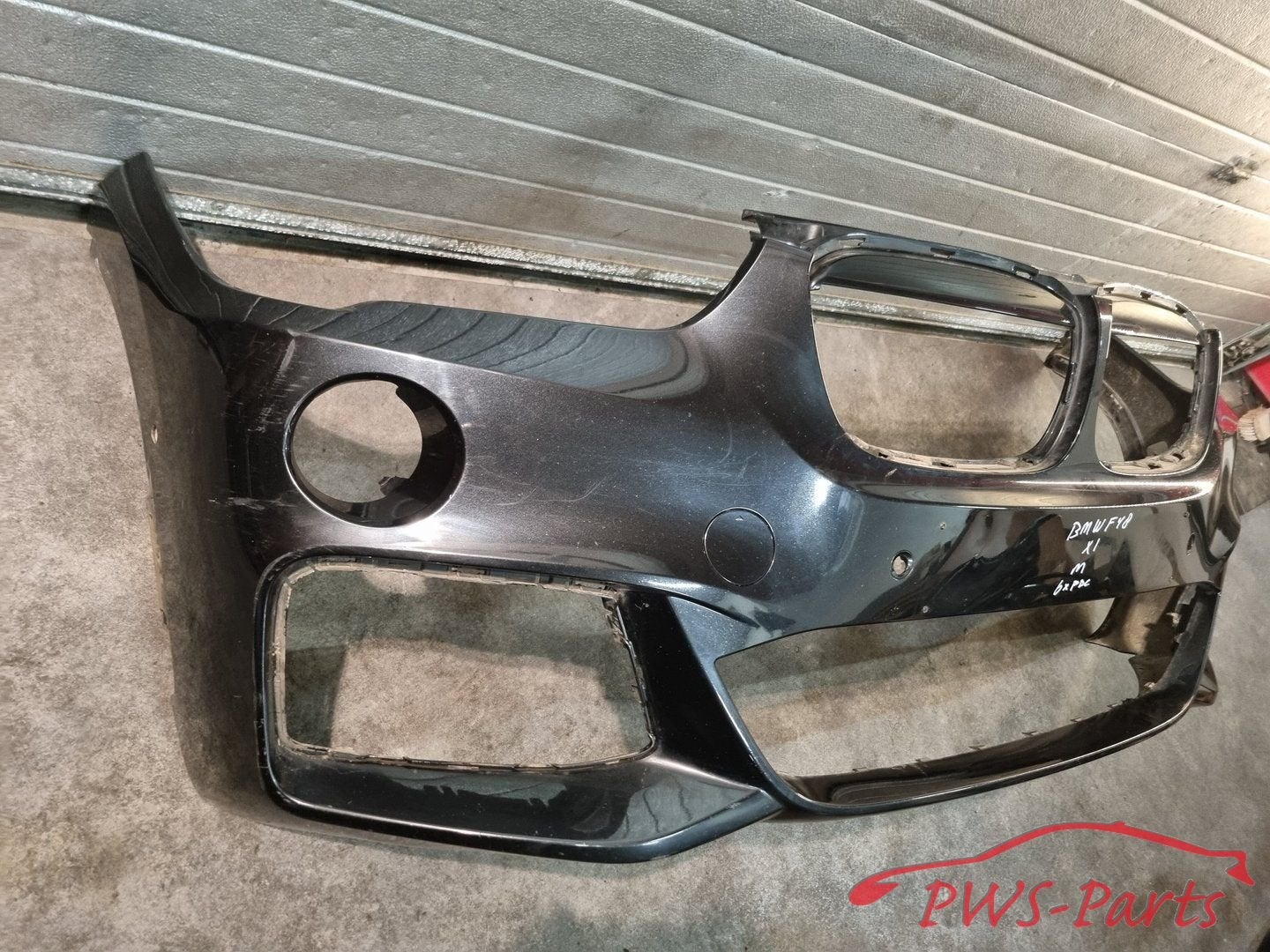 Foto 4 van BMW X1 F48 M-PAKKET 6XPDC M VOORBUMPER ORIGINEEL