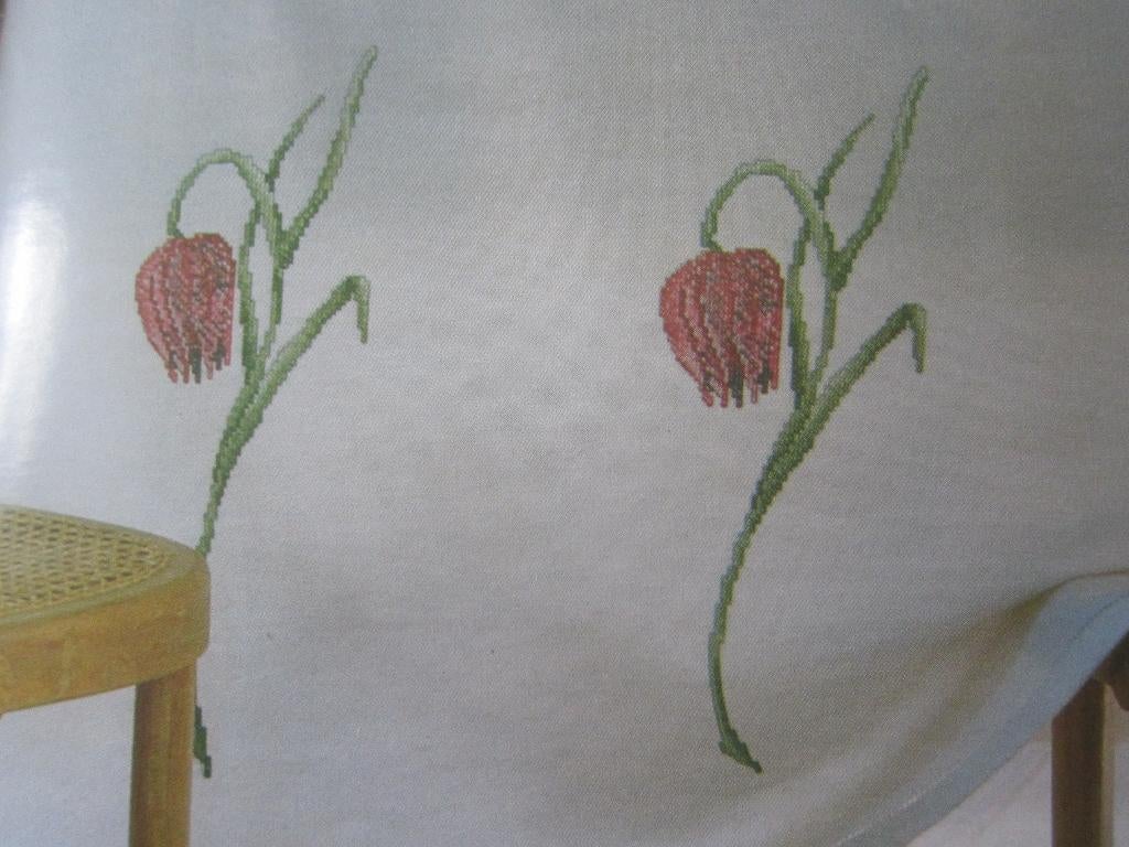 borduurpatroon Kievitsbloem Fritillaria meleagris Imperalis, Ophalen of Verzenden, Zo goed als nieuw, Handborduren, Patroon