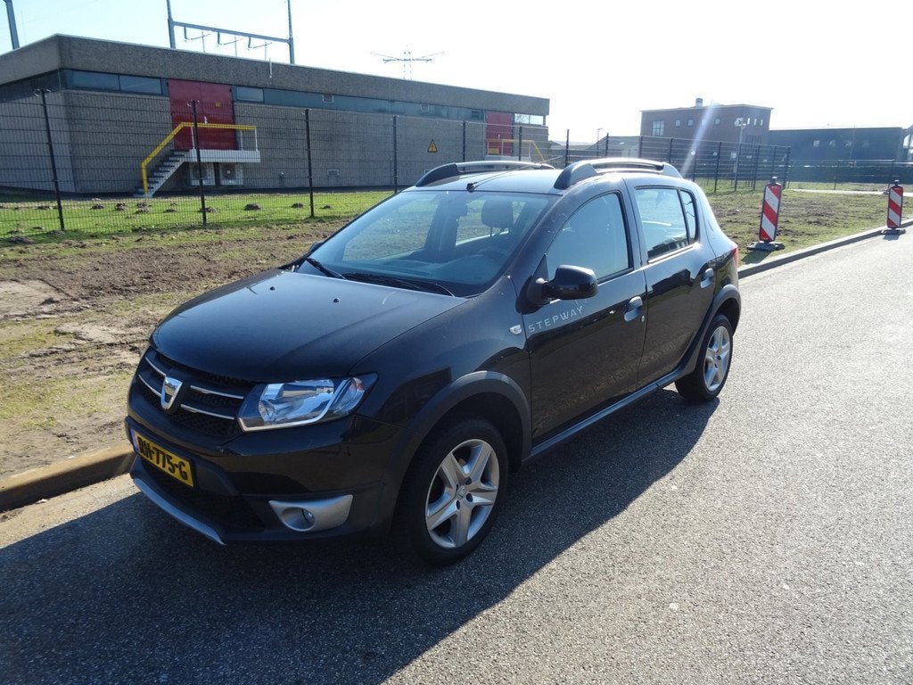 Dacia Sandero 0.9 TCe Stepway Lauréate, Auto's, Dacia, Voorwielaandrijving, Zwart, Bedrijf, Handgeschakeld