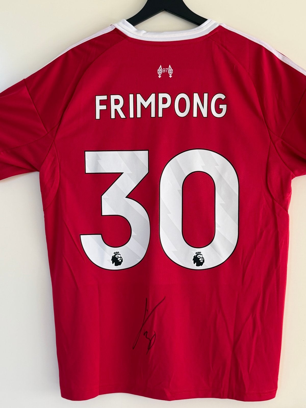 Gesigneerd Frimpong 30 Liverpool voetbalshirt + videobewijs, Overige maten, Ophalen of Verzenden, Zo goed als nieuw, Voetbal