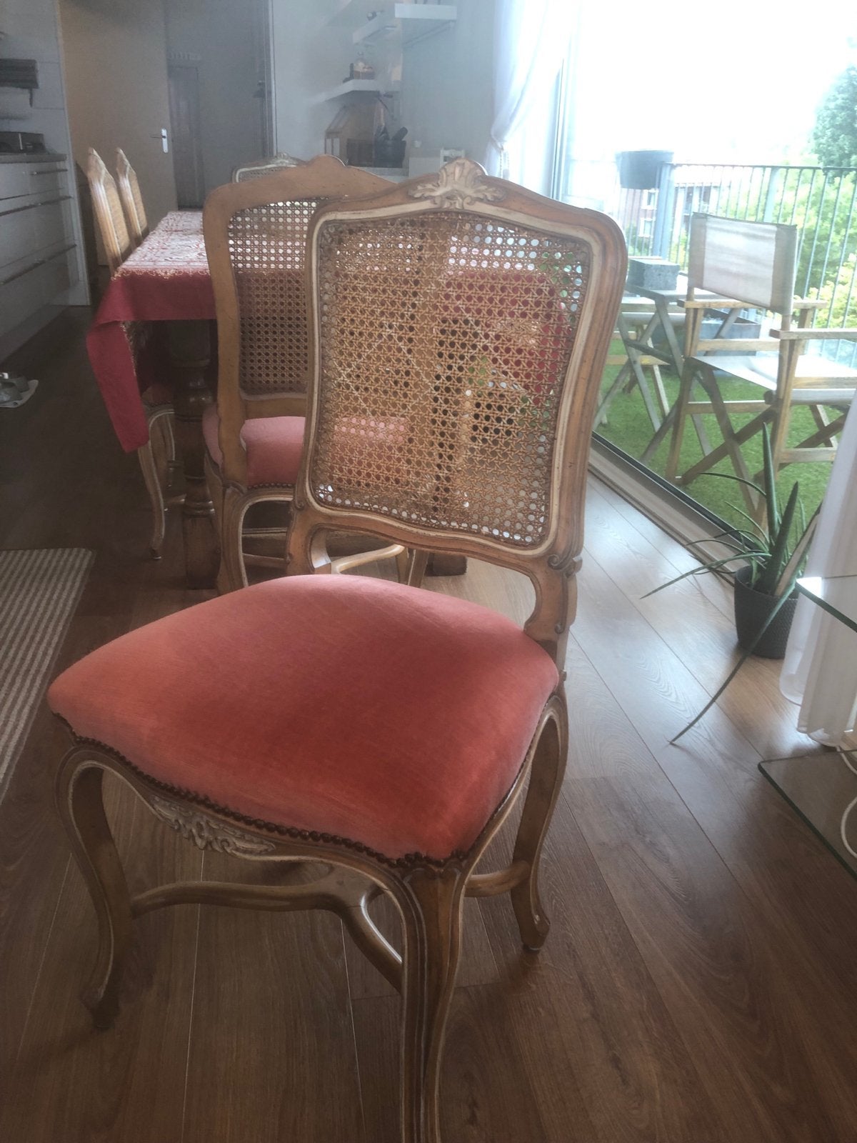 Set van 6 Louis XV eetkamerstoelen met rotan rugleuning, Ophalen of Verzenden, Overige kleuren, Stof, Vier