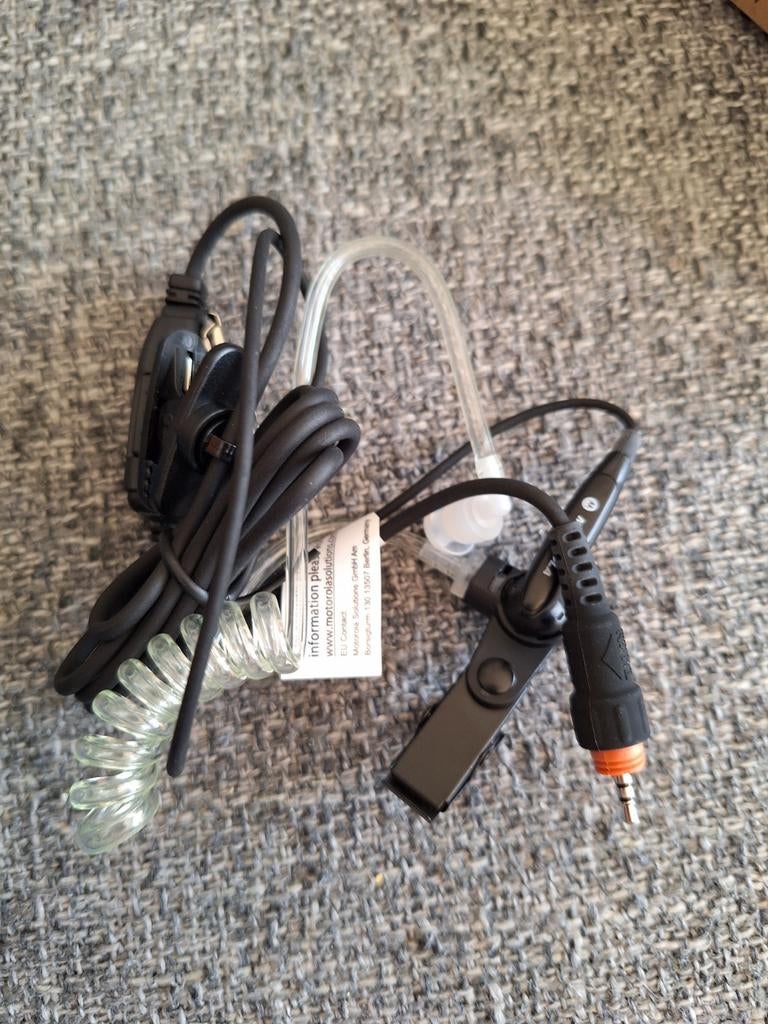 Motorola CLP446en446E OORTJE MET PTT KNOP Kitnr HKLN4603A, Ophalen of Verzenden, Nieuw
