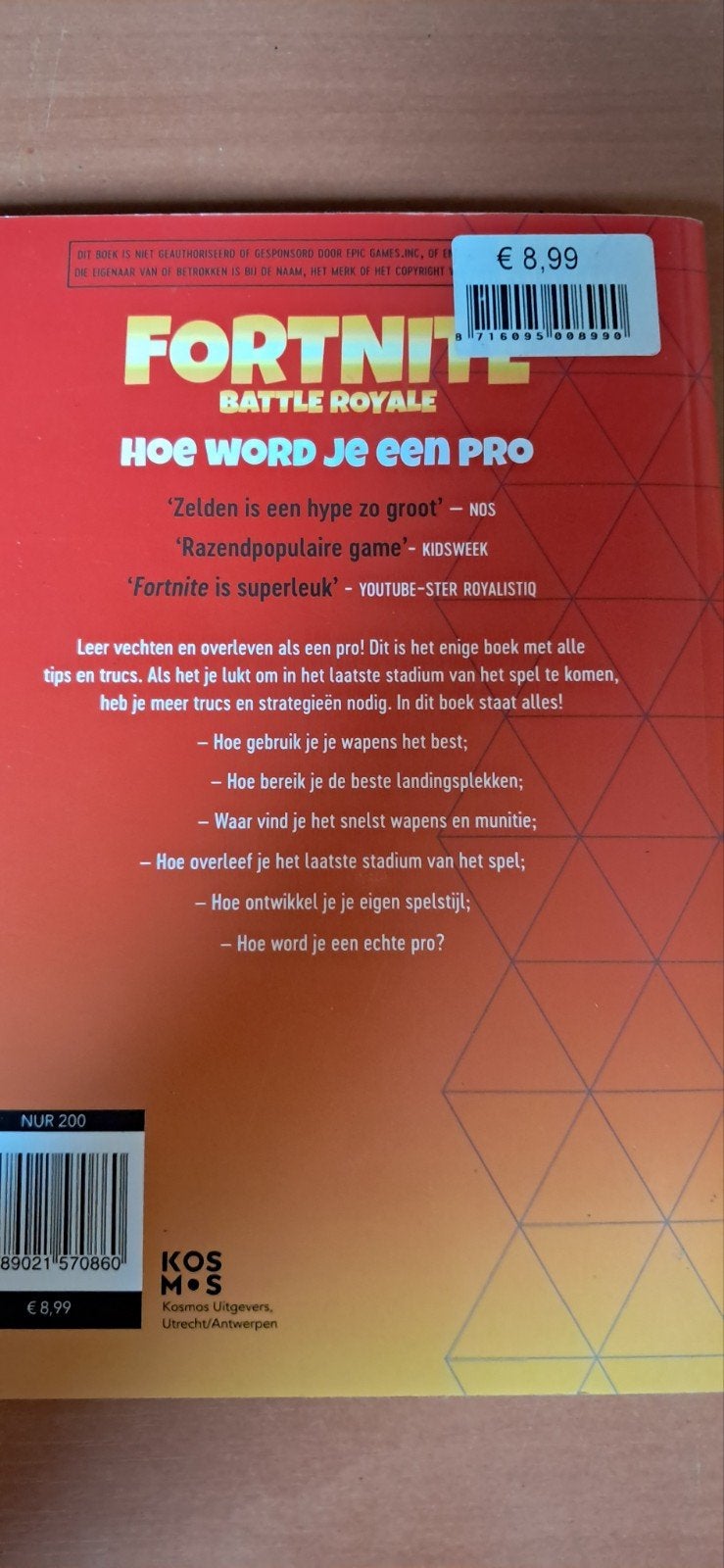 2x Fortnite boeken, Ophalen of Verzenden, Zo goed als nieuw