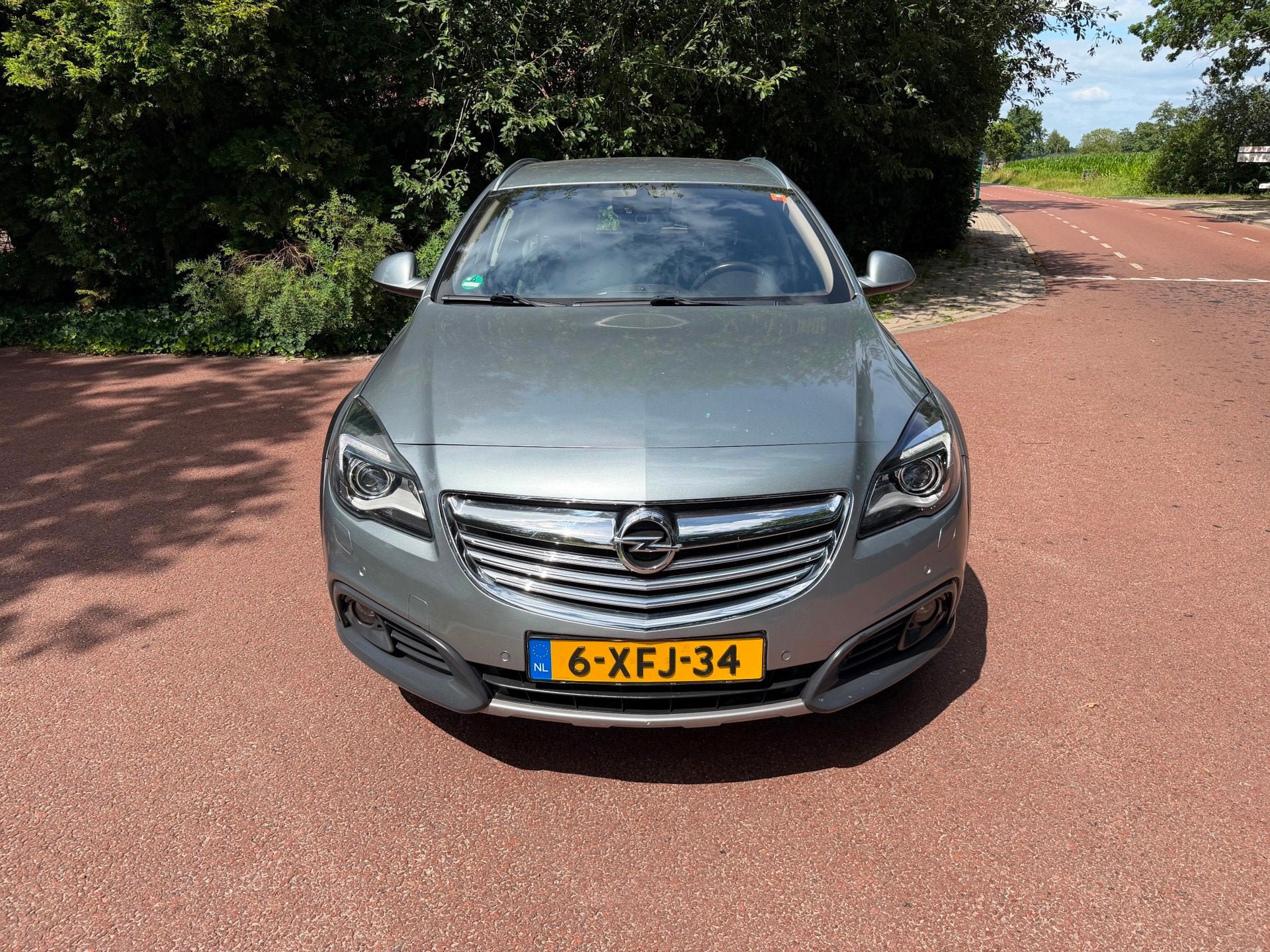 Opel Insignia Country Tourer 1.6 T 2x4 / Navi / Canera / Air, Auto's, Voorwielaandrijving, Euro 5, Gebruikt, 4 cilinders