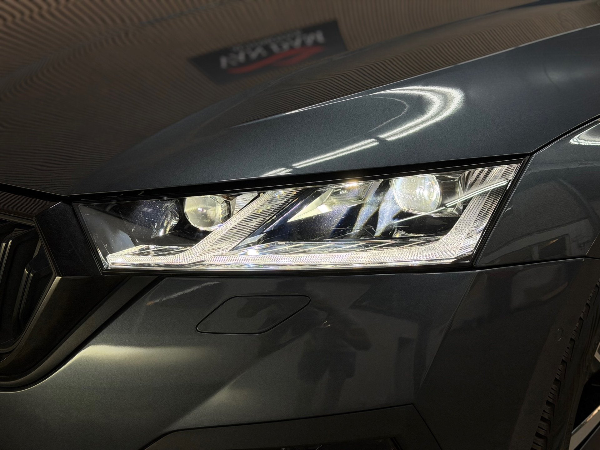 Skoda Octavia Combi 1.4 TSI iV PHEV Business Edition Plus 20, Auto's, Skoda, Stof, Gebruikt, 150 pk, Plug-in hybride