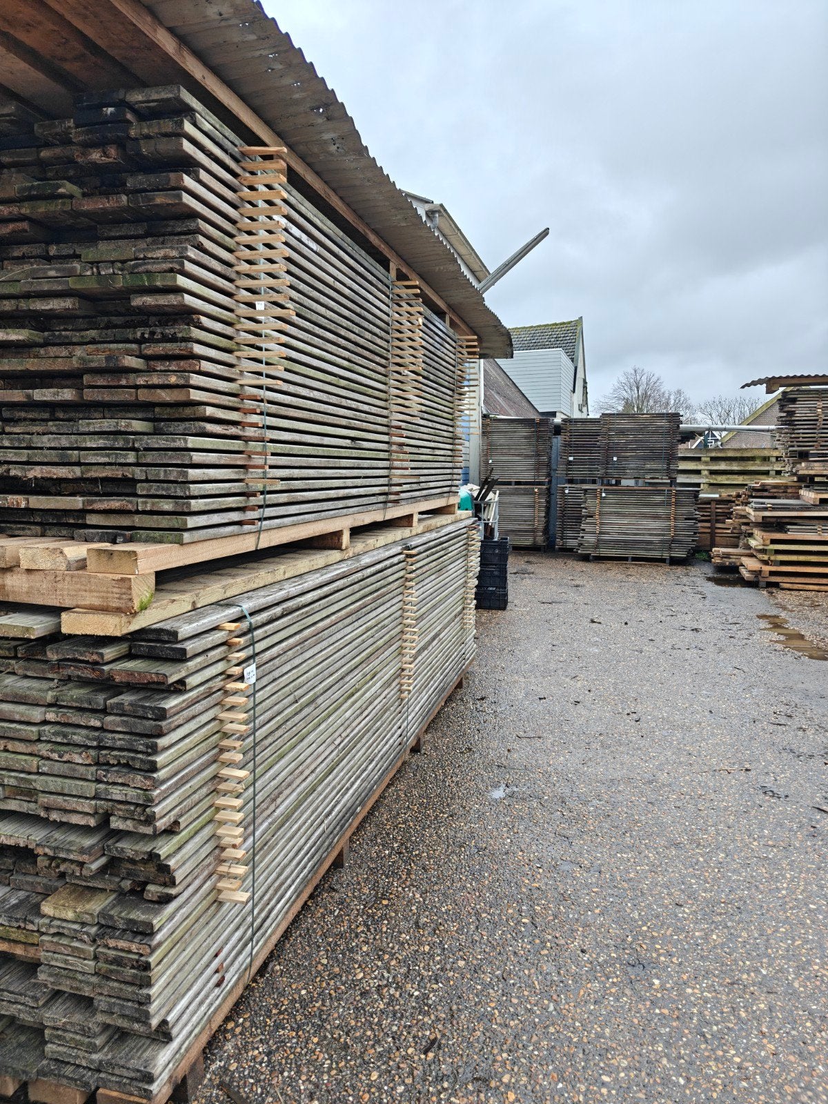 Goedkope terras/vlonderdelen, goed voor een 2de bestemming!, Ophalen, Hout