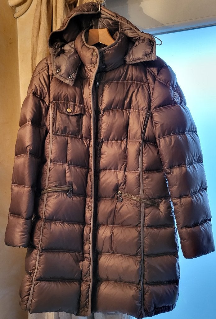 MONCLER lang donsjack lichtbruin T5 - XXL ** ALS NIEUW **, Kleding | Dames, Bruin, Moncler, Maat 46/48 (XL) of groter, Ophalen of Verzenden