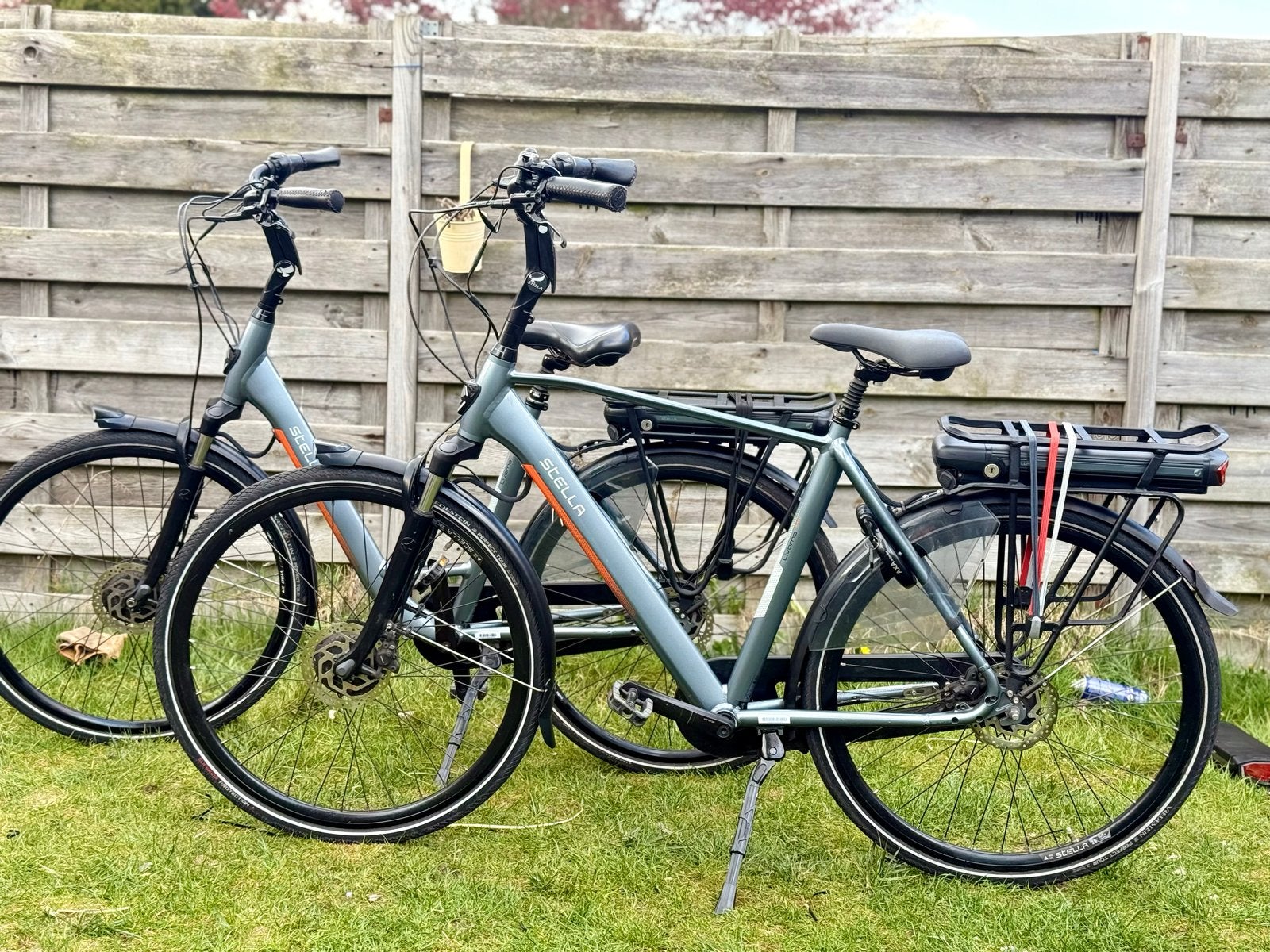 Set Stella elektrische fietsen (dames- en herenfiets), Overige merken, S, Ophalen of Verzenden, Zo goed als nieuw