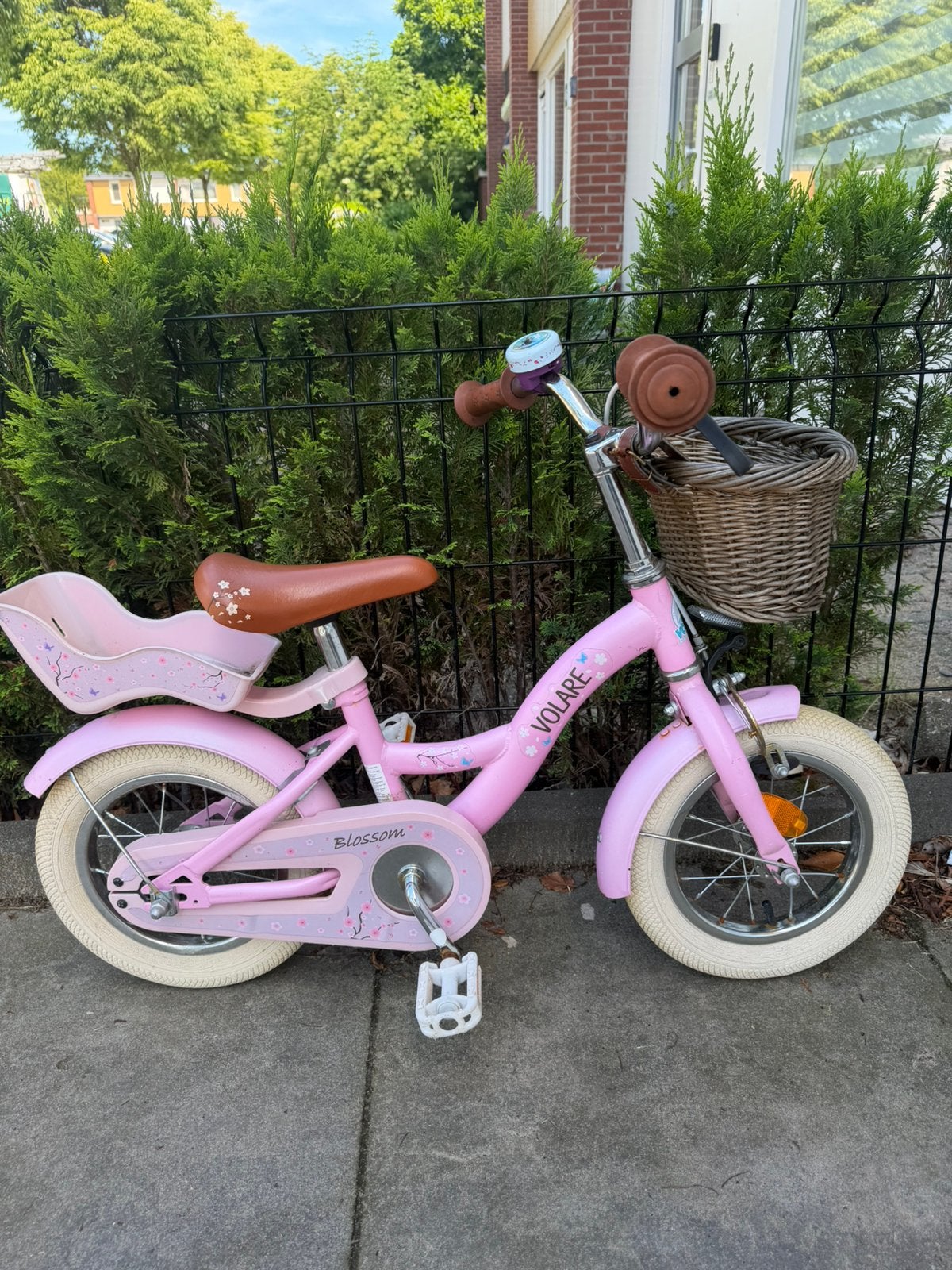 fiets 12 inch met zijwieltjes, Fietsen en Brommers, Fietsen | Kinderfietsjes, Ophalen, Gebruikt, Minder dan 16 inch, Zijwieltjes