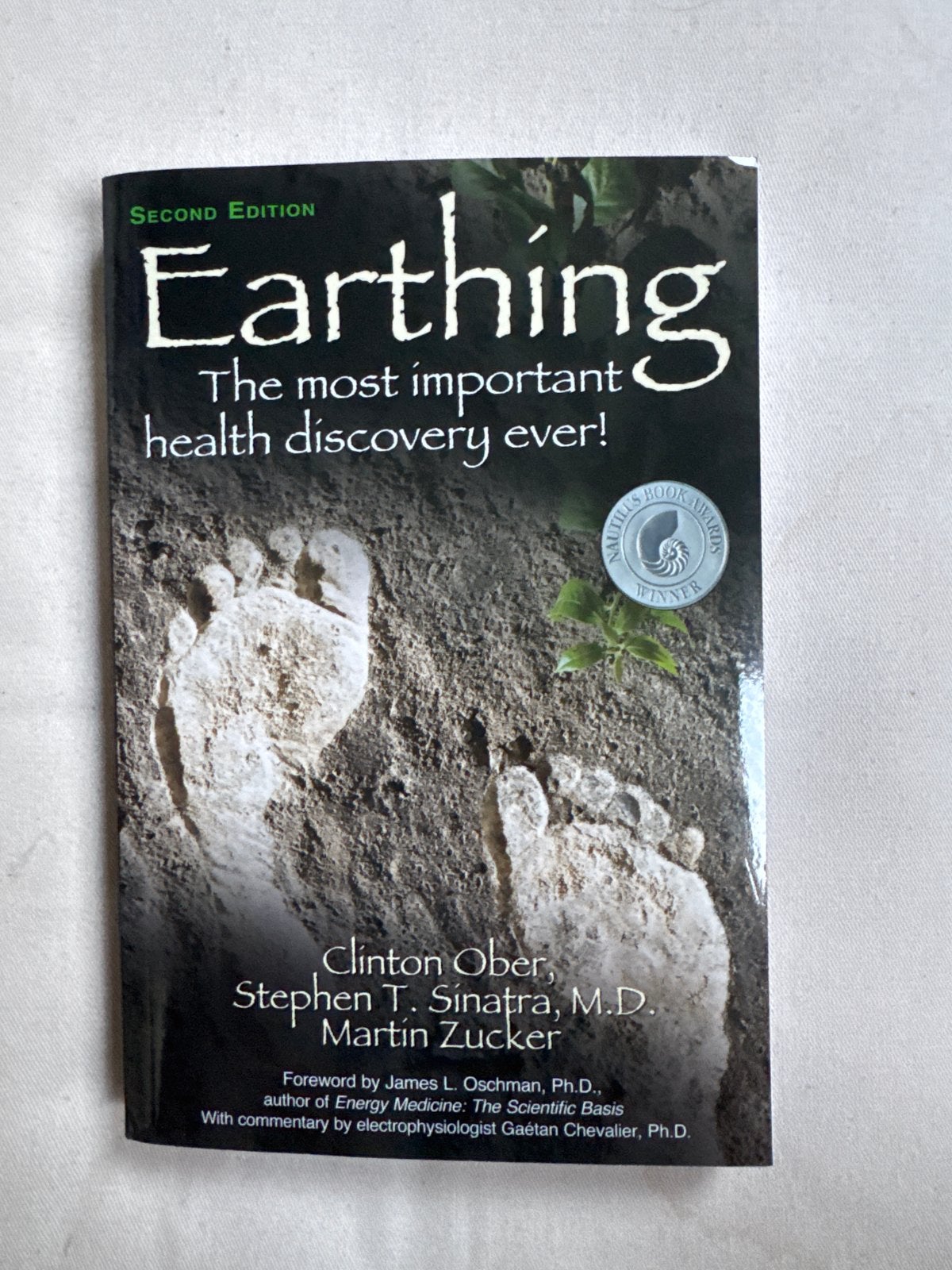 Earthing: De belangrijkste gezondheidsontdekking ooit!, Boeken, Ophalen of Verzenden, Gelezen, Kruiden en Alternatief