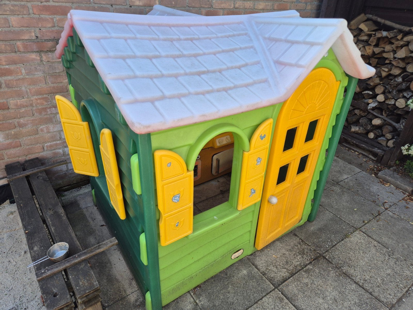 Speelhuisje met keukentje en telefoon, Ophalen, Gebruikt, Kunststof