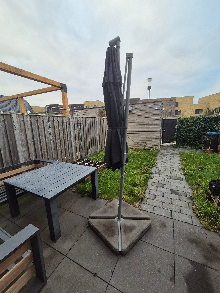 Parasol grijs IKEA HISSÖ, Ophalen, Kantelbaar, Gebruikt, Zweefparasol