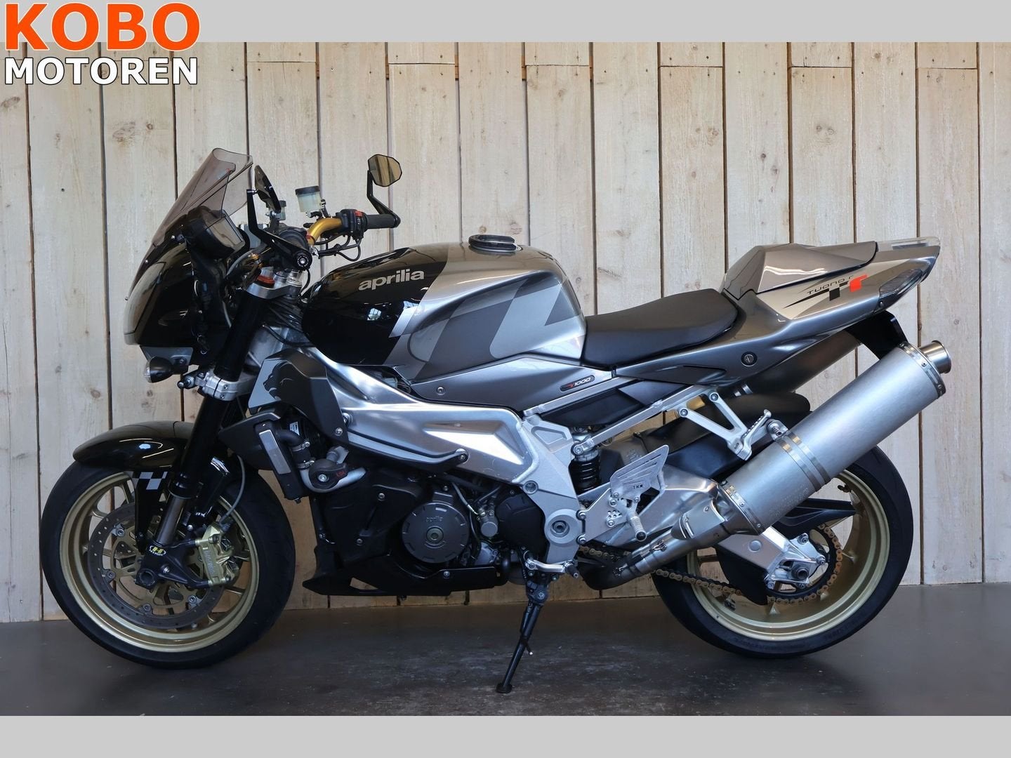 Aprilia TUONO (bj 2006), 2 cilinders, Motorrijbewijs A, Bedrijf, Onbekend