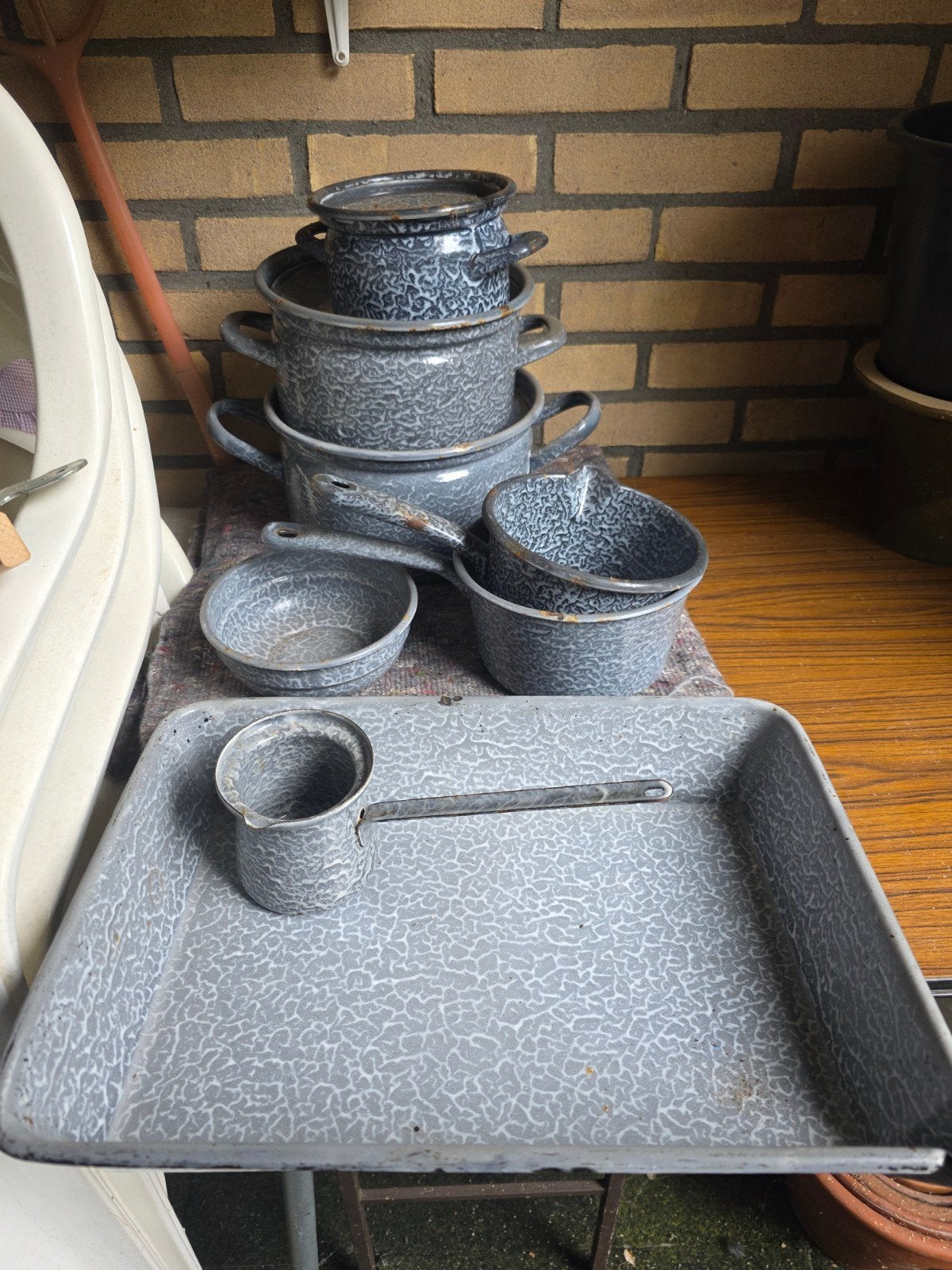 Vintage geëmailleerde pannen en schalen set, Ophalen