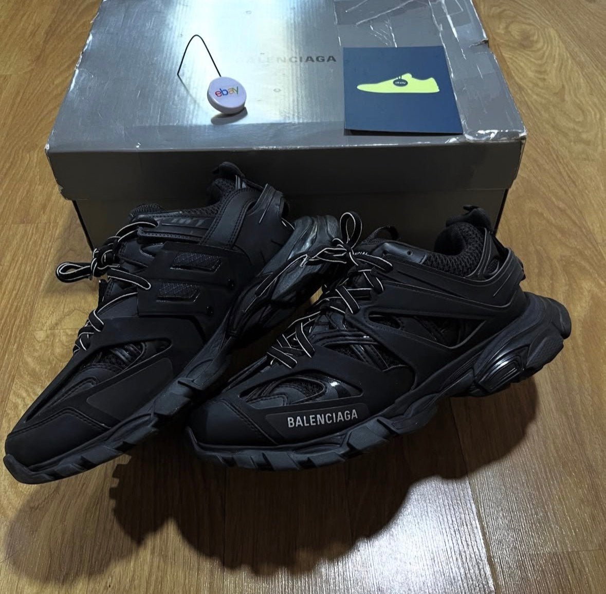 Balenciaga Tracks, Ophalen of Verzenden, Zo goed als nieuw, Zwart