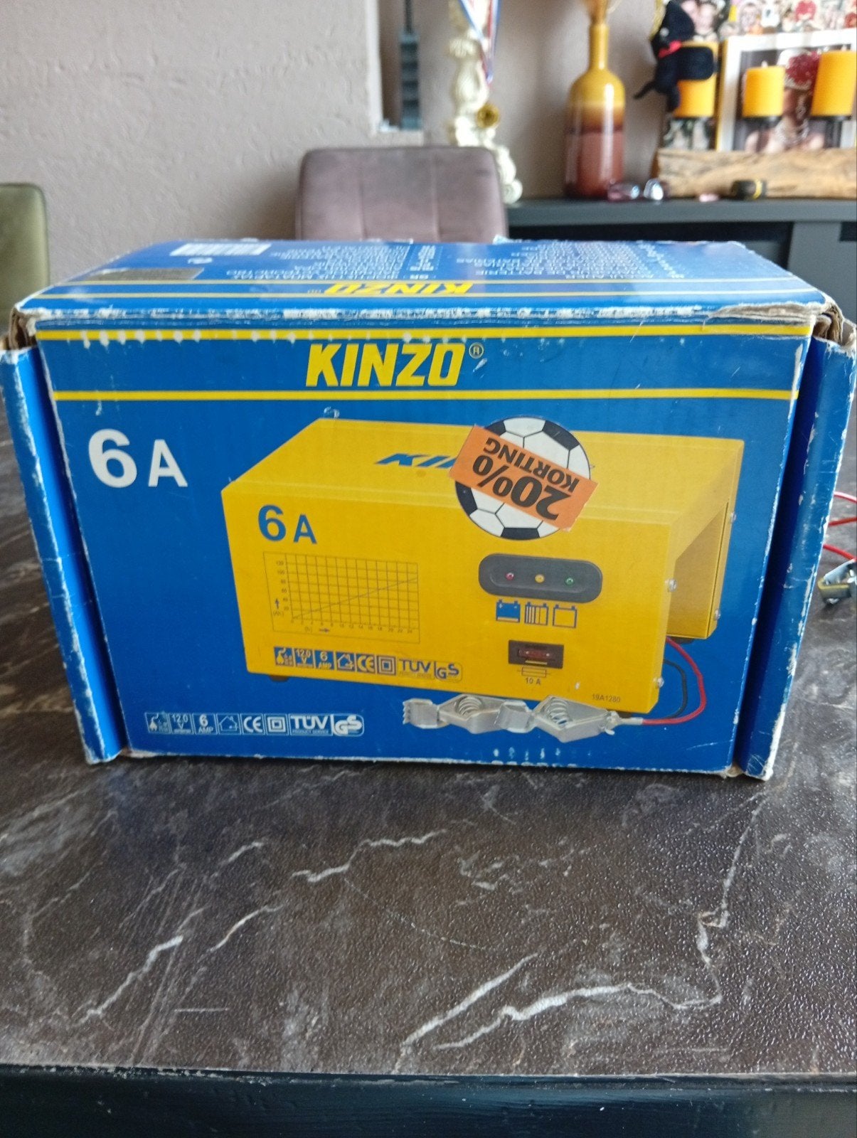 Kinzo acculader, Ophalen, Zo goed als nieuw