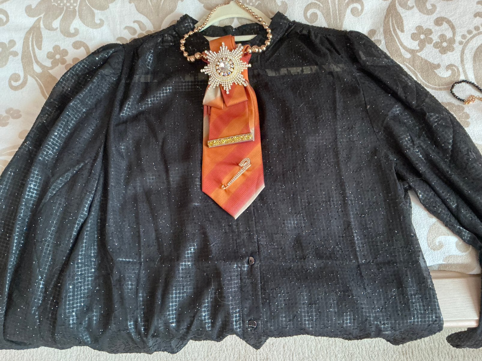 Te koop stropdas ketting, Ophalen of Verzenden, Nieuw, Carnaval, Accessoires