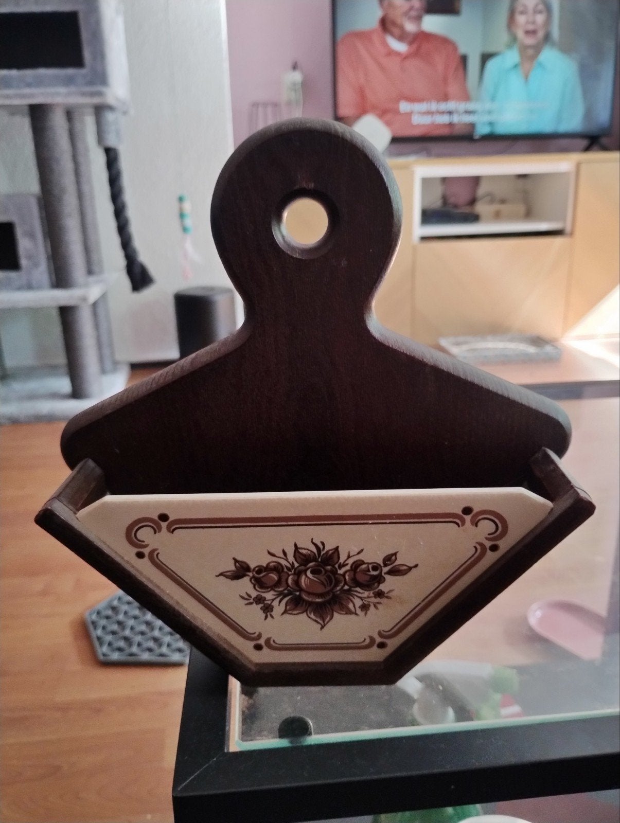 Vintage houten koffiefilterhouder met bloemmotief, Ophalen of Verzenden
