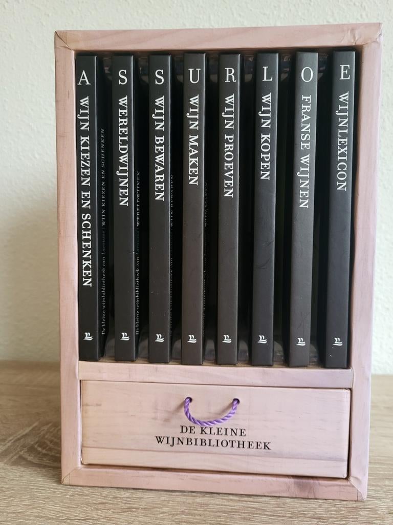 Larousse De Kleine Wijnbibliotheek, Boeken, Ophalen of Verzenden, Zo goed als nieuw